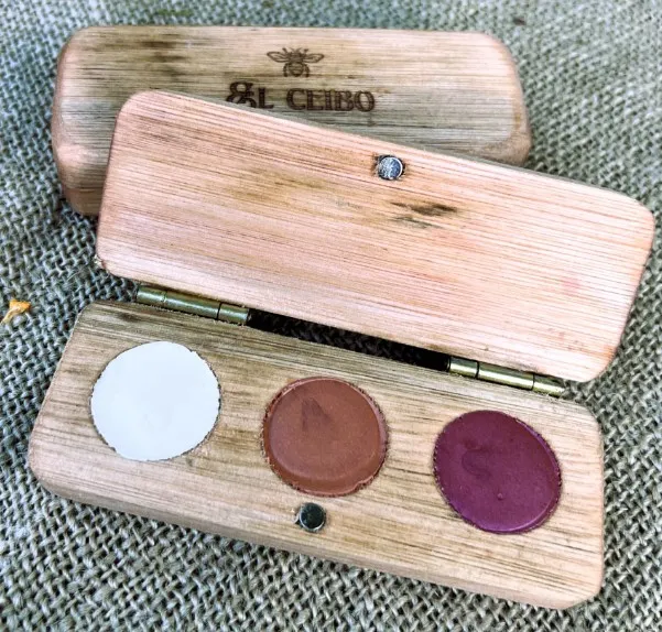 Box de sombras / maquillaje en crema multipropósito x 3