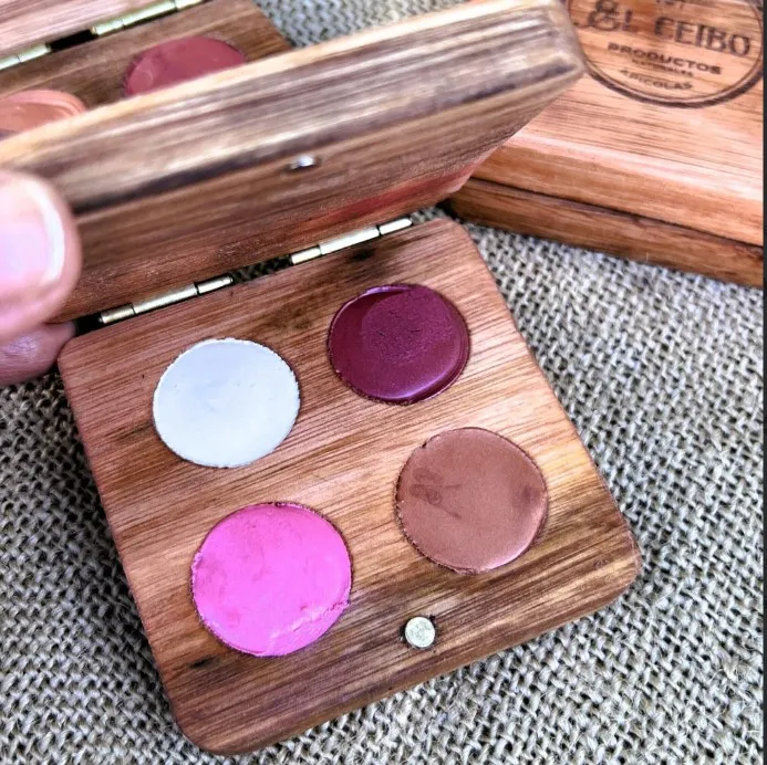 Box de sombras / maquillaje en crema multipropósito x 4
